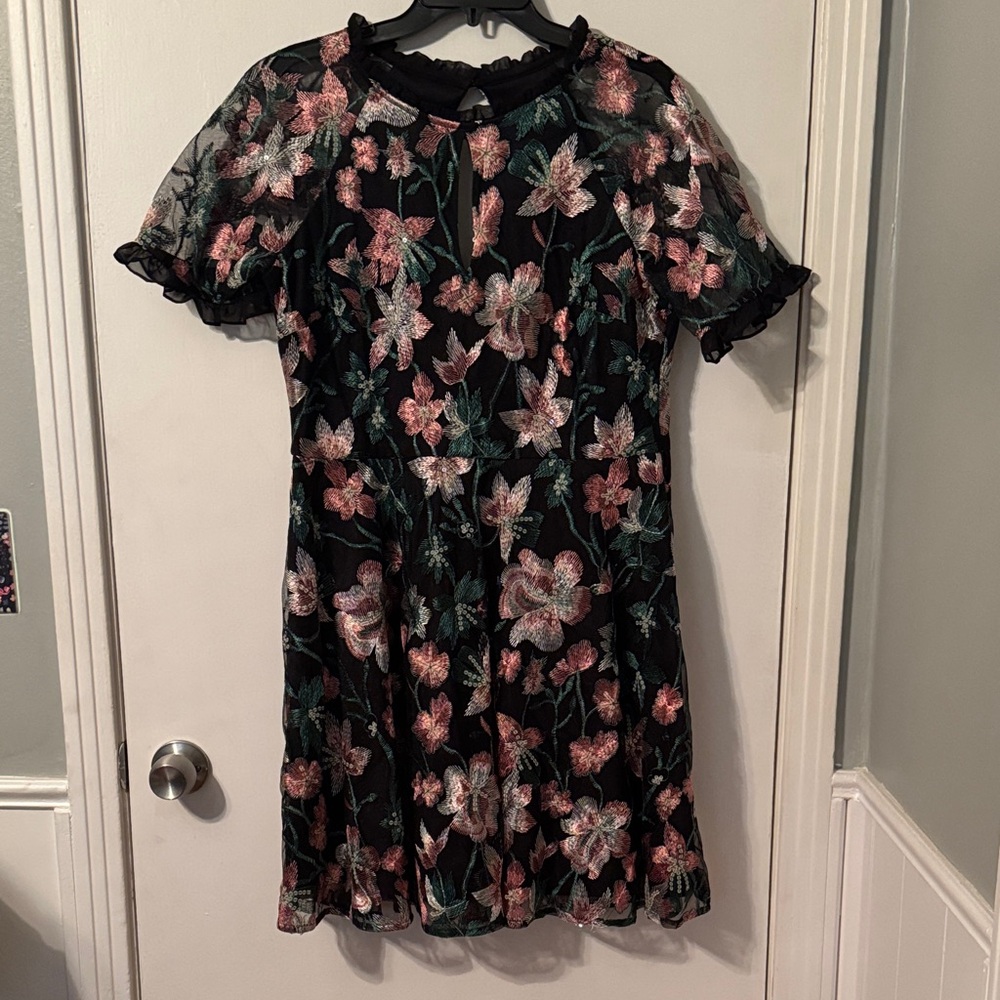 Kensie Black Floral Embellished Dress